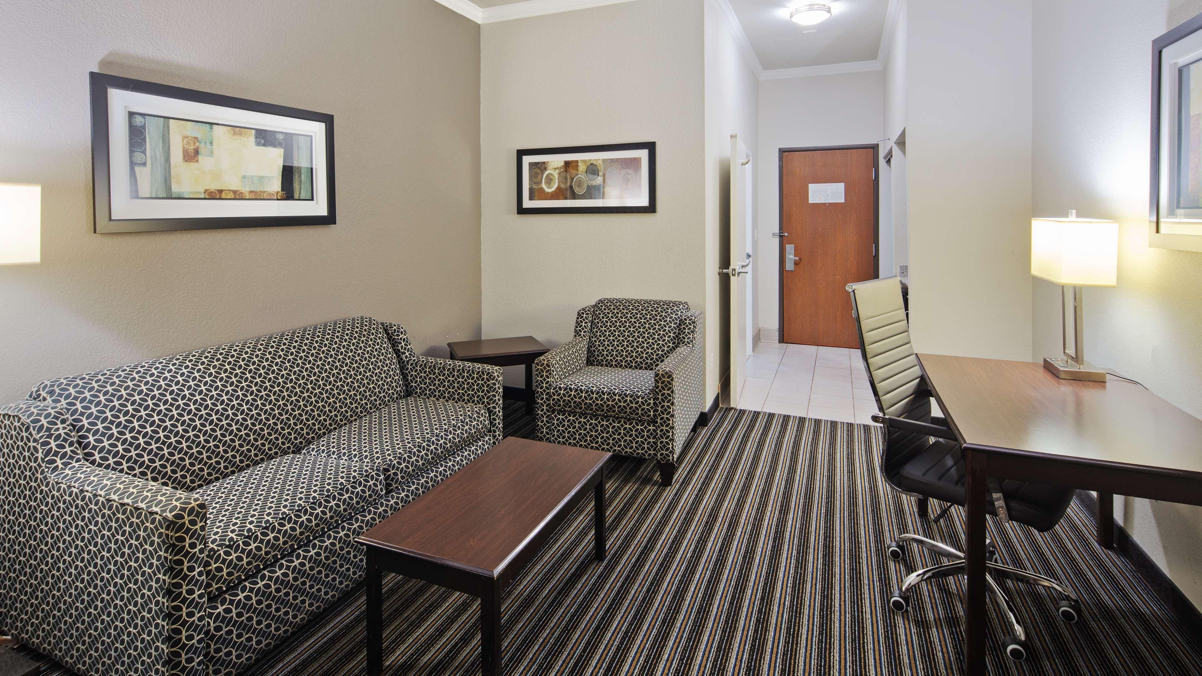 Best Western Plus Austin Airport Inn & Suites Exterior foto