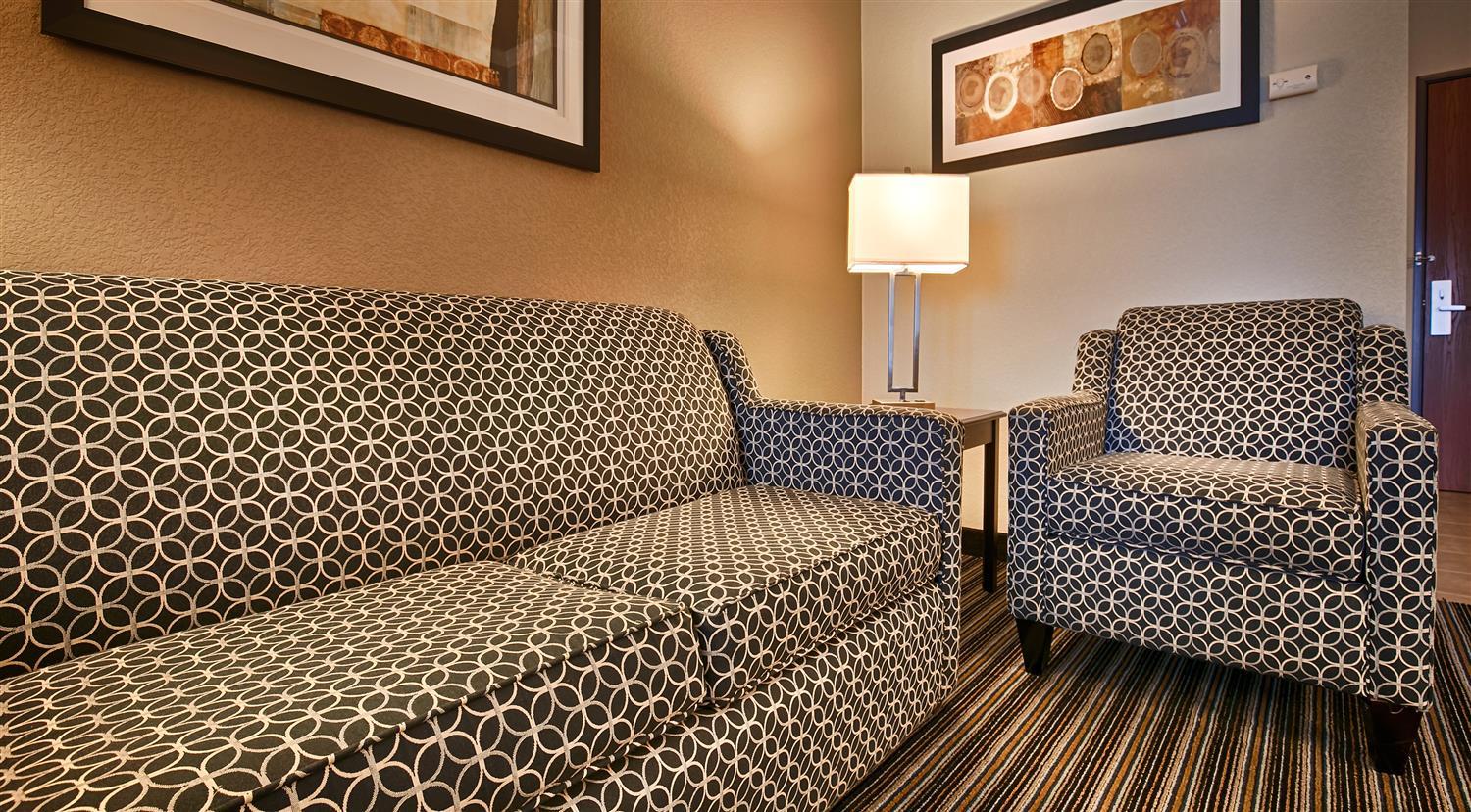 Best Western Plus Austin Airport Inn & Suites Exterior foto